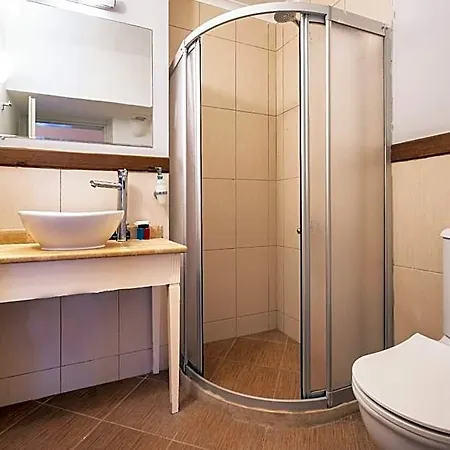 Ata Lagoon Hotel 3*
