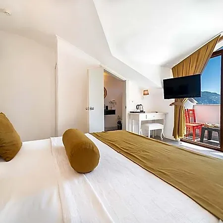 Ata Lagoon Hotel